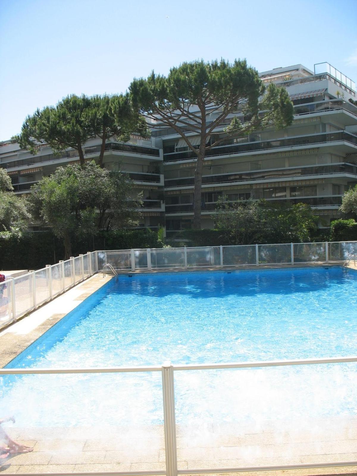 Joli Studio 4Pers Piscine Tout Confort Ζουάν λε Πιν Εξωτερικό φωτογραφία