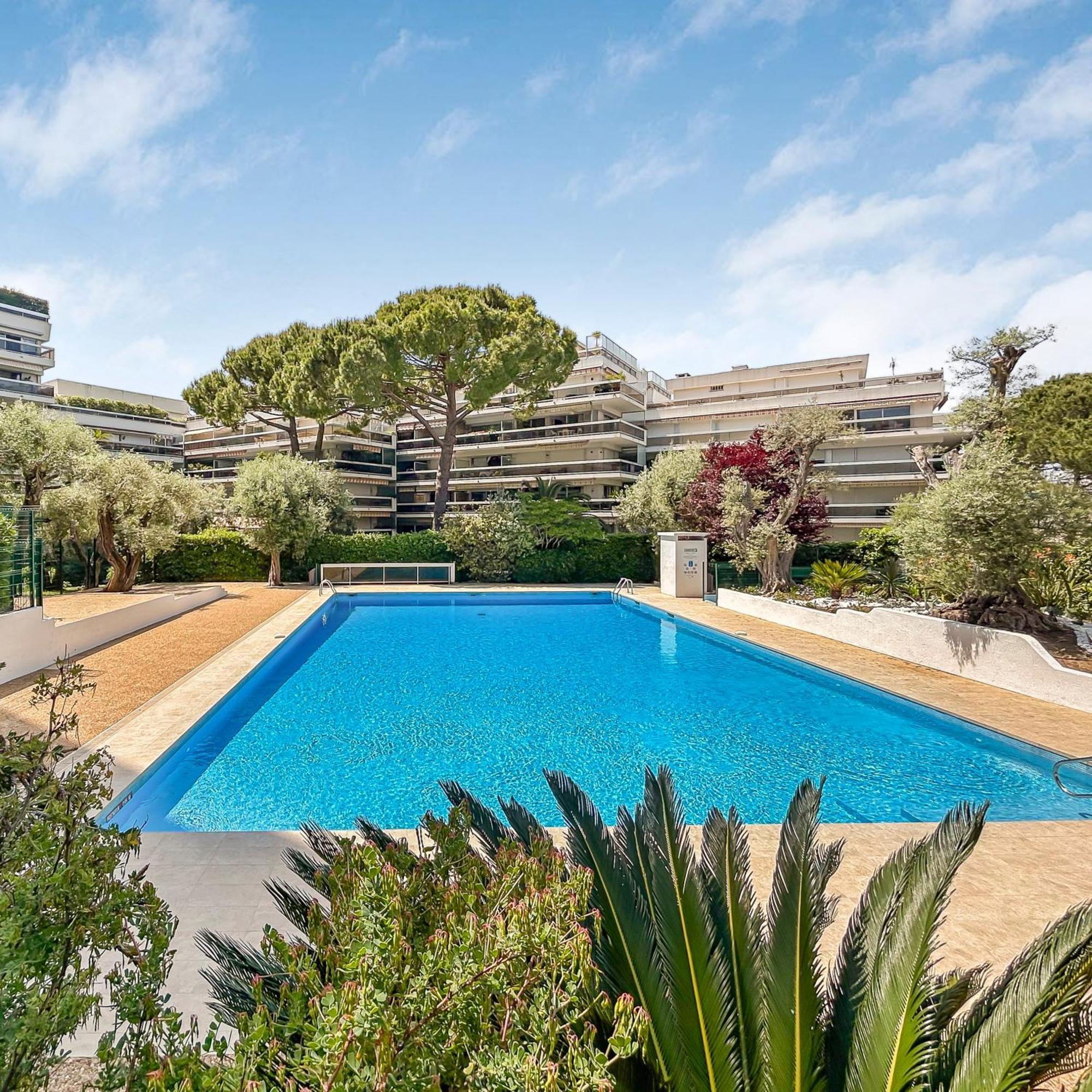 Joli Studio 4Pers Piscine Tout Confort Ζουάν λε Πιν Εξωτερικό φωτογραφία