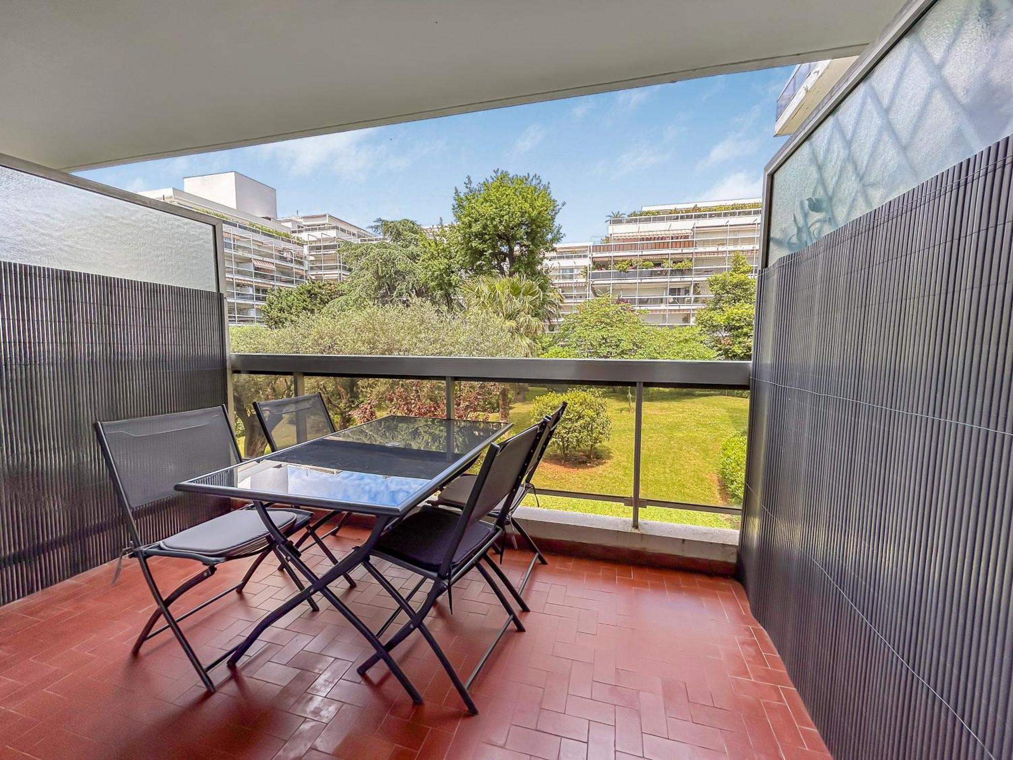 Joli Studio 4Pers Piscine Tout Confort Ζουάν λε Πιν Εξωτερικό φωτογραφία